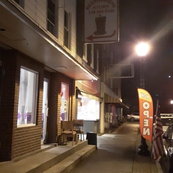 Mediterranean Kitchen - On Canal st at night - Mediterranean Near Me - Fort Plain, New York Mediterranean Kitchen - On Canal st at night - Mediterranean Near Me - Fort Plain, New York