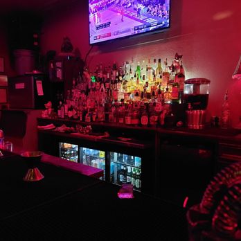 Sassafras - a bar with a large screen tv - Wine Bars Near Me - Houston, Texas Sassafras - a bar with a large screen tv - Wine Bars Near Me - Houston, Texas