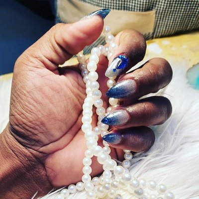 MSQ Nail Spa by null