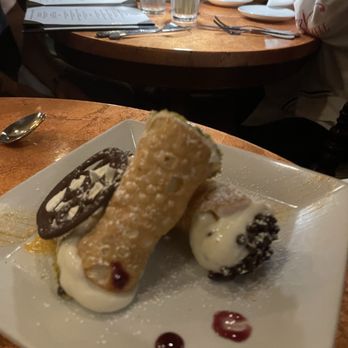 La Rustica - Housemade cannolis - Italian Near Me - Summerville, South Carolina La Rustica - Housemade cannolis - Italian Near Me - Summerville, South Carolina