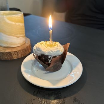 Oaklawn Southern Dining - Complementary birthday dessert. - Steakhouses Near Me - Paris, Tennessee Oaklawn Southern Dining - Complementary birthday dessert. - Steakhouses Near Me - Paris, Tennessee