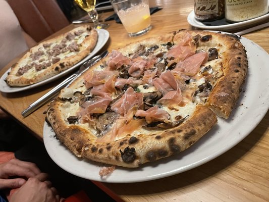 Racca's Pizzeria Napoletana by null