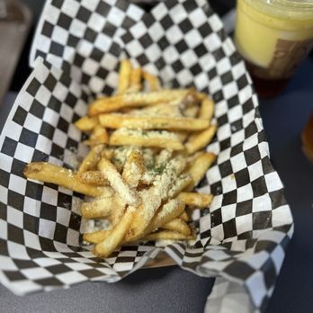 HI Burger - Truffle fries - Burgers Near Me - Urban Honolulu, Hawaii HI Burger - Truffle fries - Burgers Near Me - Urban Honolulu, Hawaii