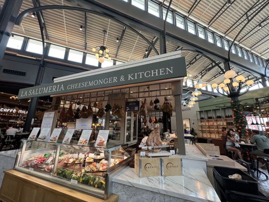 La Salumeria by null