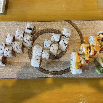 Tokyo Sushi - Spicy Salmon Roll 6 8 Pcs, Spicy Tuna Roll 6 8 Pcs, Las Vegas roll - Sushi Bars Near Me - Orlando, Florida Tokyo Sushi - Spicy Salmon Roll 6 8 Pcs, Spicy Tuna Roll 6 8 Pcs, Las Vegas roll - Sushi Bars Near Me - Orlando, Florida