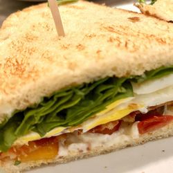 Bacon N Beanz - Absolutely fresh and delicious bacon, egg, spinach and tomato sandwich on Italian toast.