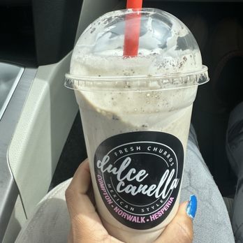 Dulce Canella - Oreo shake and 4 churros 2 toppings (strawberry jam and lechera) - Desserts Near Me - Hesperia, California Dulce Canella - Oreo shake and 4 churros 2 toppings (strawberry jam and lechera) - Desserts Near Me - Hesperia, California