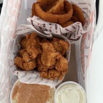Big Chicken - Dunks Meal, Onion Rings, Mac & Cheese - Chicken Shop Near Me - Mukilteo, Washington Big Chicken - Dunks Meal, Onion Rings, Mac & Cheese - Chicken Shop Near Me - Mukilteo, Washington