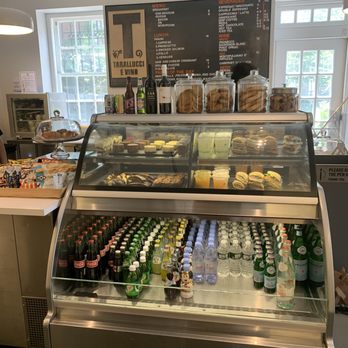 Tarallucci E Vino - Cooper Hewitt - a deli counter with a variety of beverages - Italian Near Me - New York, New York Tarallucci E Vino - Cooper Hewitt - a deli counter with a variety of beverages - Italian Near Me - New York, New York
