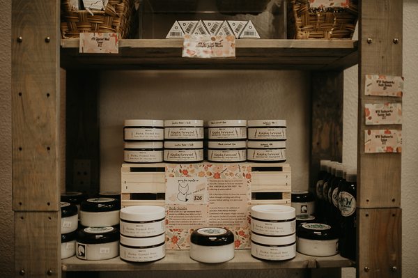 Roaming Root THE ROAMING ROOT CELLAR - Updated July 2025 - 33 Photos - 1651 College ...