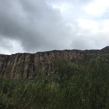 Lizard Rock via Canyon Overlook Trail - Hiking Near Me - Camarillo, California