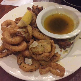 Brown Barrel - Calamari- So greasy and strangely served with a mystery oil dip.get the grouper fingers instead! - American Near Me - Midway, Kentucky