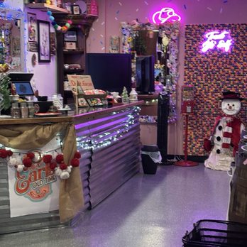 Earls Old Time Candy - Inside - Candy Stores Near Me - Cave Creek, Arizona