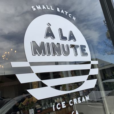 à la Minute Ice Cream by null