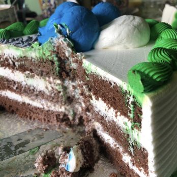 Veronica'S Bakery & Cafe - Chocolate 3 Leches! - Bakeries Near Me - Springfield, Virginia