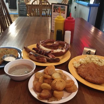 Bratzeit - German Near Me - Dahlonega, Georgia