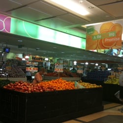 Martelli's Fruit Market