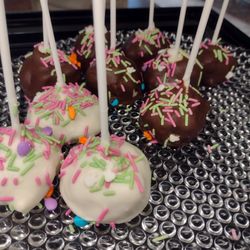 Connections Cafe by Life Recaptured - Homemade cake pops