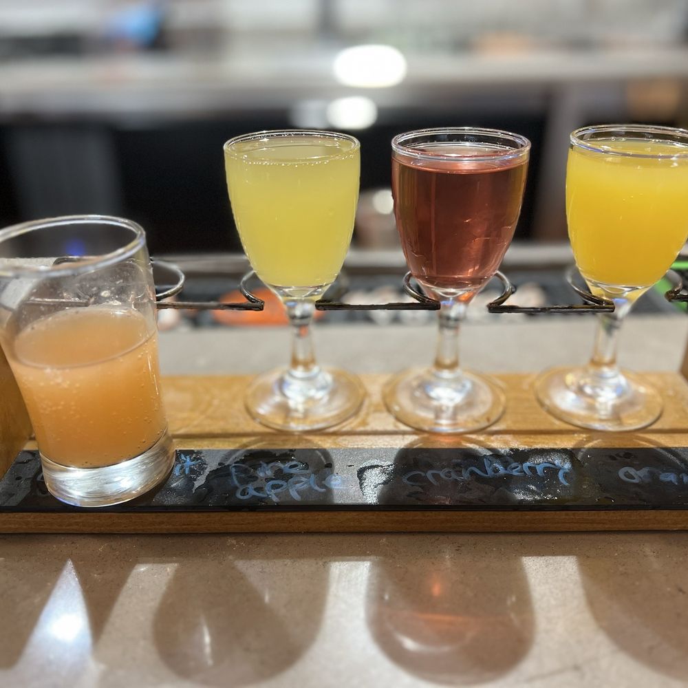 Biscuits Cafe - Mimosa flight - Breakfast & Brunch Near Me - Peoria, Arizona