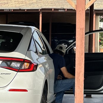 JJ Windshields Repair and Replacement - Jesse (who did the repair), so approachable and nice - Windshield Installation & Repair Near Me JJ Windshields Repair and Replacement - Jesse (who did the repair), so approachable and nice - Windshield Installation & Repair Near Me