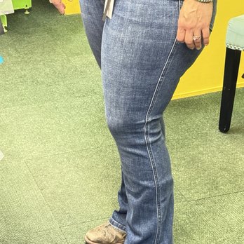 Lil Monkey Boutique - Jeans - Accessories Near Me - Waco, Texas