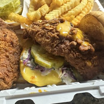 Dave's Hot Chicken - Nice crispy tender - Chicken Shop Near Me - Brentwood, California Dave's Hot Chicken - Nice crispy tender - Chicken Shop Near Me - Brentwood, California