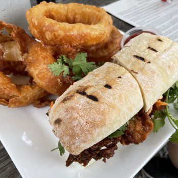 Woodstock Brewing - Thai Fried Chicken Sandwich with onion rings - Breweries Near Me - Phoenicia, New York