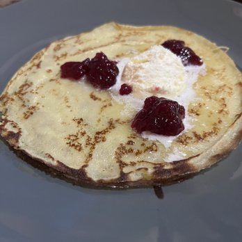 Oaks Eatery - Swedish pancakes - Breakfast & Brunch Near Me - Three Oaks, Michigan