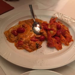 La Forchetta - Pasta fresca ripiena con salmone e formaggio di montagna