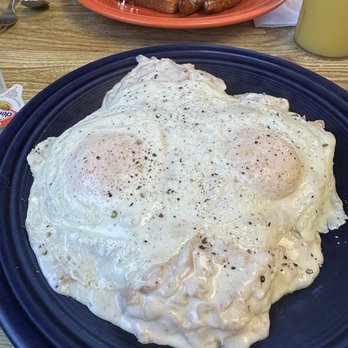 Early Birds Breakfast - Chipped beef with two light eggs on Texas toast. - Breakfast & Brunch Near Me - Saint Louisville, Ohio Early Birds Breakfast - Chipped beef with two light eggs on Texas toast. - Breakfast & Brunch Near Me - Saint Louisville, Ohio