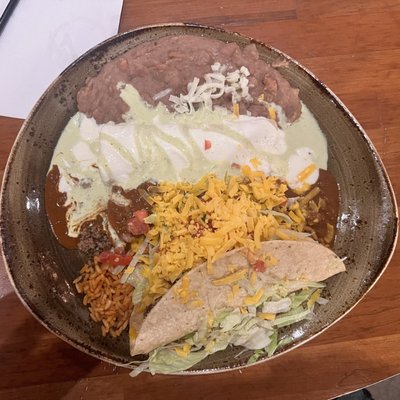 Cantina Laredo by null
