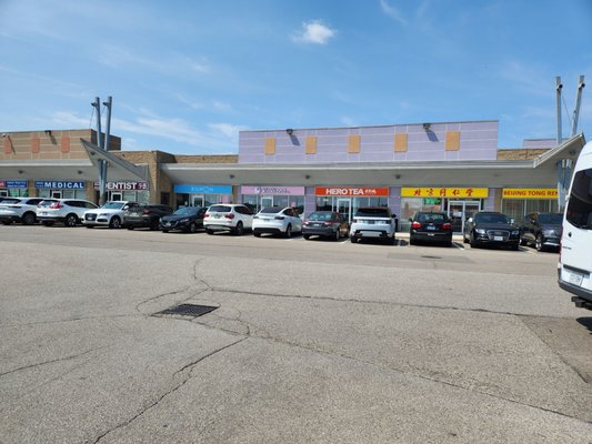 Hero Tea Mississauga by null