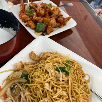 Chinshan - Chicken LoMein and Orange Chicken - Chinese Near Me - Albuquerque, New Mexico