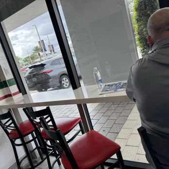Jet's Pizza - Sitting area (seats 4) - Pizza Near Me - Deerfield Beach, Florida Jet's Pizza - Sitting area (seats 4) - Pizza Near Me - Deerfield Beach, Florida