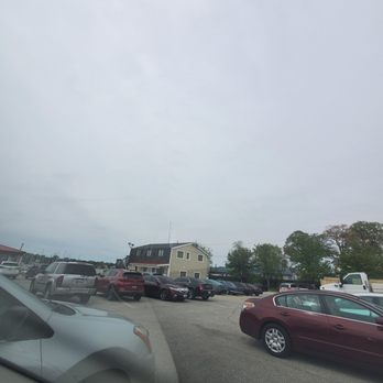 Mikes Crab House North - Parking - Seafood Near Me - Pasadena, Maryland