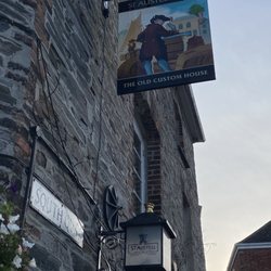 Old Custom House