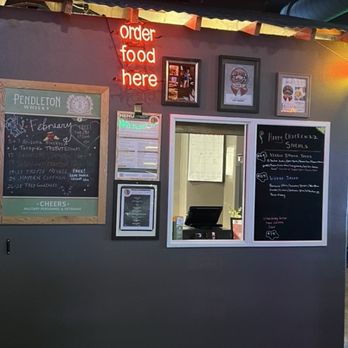Happy Chickenzz - Sandwiches Near Me - Albuquerque, New Mexico