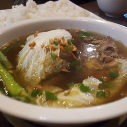 Bulalo Plaza - Tried the crispy kare kare and it was superb!