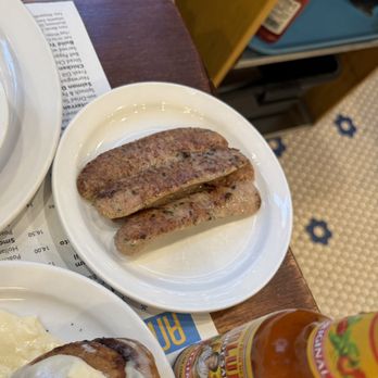 Ann Sather Restaurant - 2 Chicken Basil Sausage Links - Scandinavian Near Me - Chicago, Illinois Ann Sather Restaurant - 2 Chicken Basil Sausage Links - Scandinavian Near Me - Chicago, Illinois