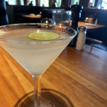 Hillstone Restaurant - Cucumber martini - New American Near Me - Winter Park, Florida Hillstone Restaurant - Cucumber martini - New American Near Me - Winter Park, Florida