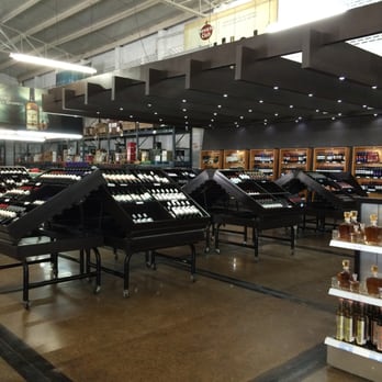 La Playa - Beer, Wine & Spirits Near Me - Puerto Vallarta, JAL