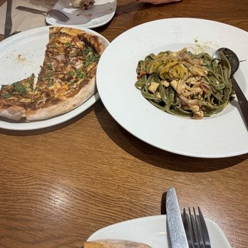 California Pizza Kitchen - Original BBQ Chicken Fusilli Pasta - Pizza Near Me - Los Angeles, California California Pizza Kitchen - Original BBQ Chicken Fusilli Pasta - Pizza Near Me - Los Angeles, California