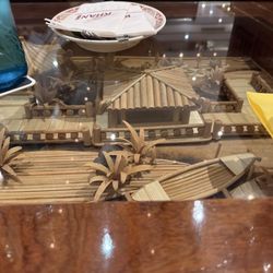 Khan - Table