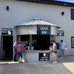 Whatcha Smokin' BBQ & Brew - Where to order when eating outside