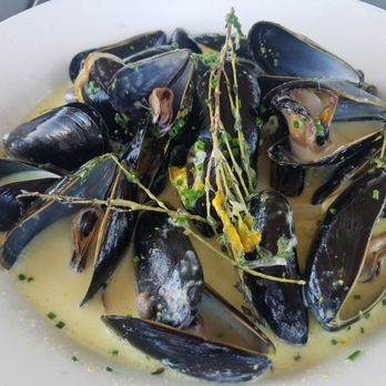 The Landings Restaurant - The best mussel dish ever! - Seafood Near Me - Rockland, Maine The Landings Restaurant - The best mussel dish ever! - Seafood Near Me - Rockland, Maine