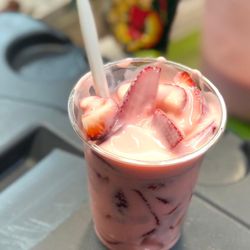 Elotes Machado Roasted Corn - Fresas con crema