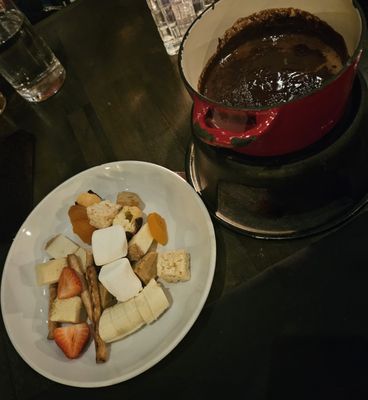 Urban Fondue by null