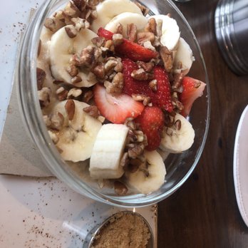 First Watch - Oatmeal with fresh berries. Very good. - Breakfast & Brunch Near Me - Virginia Beach, Virginia First Watch - Oatmeal with fresh berries. Very good. - Breakfast & Brunch Near Me - Virginia Beach, Virginia