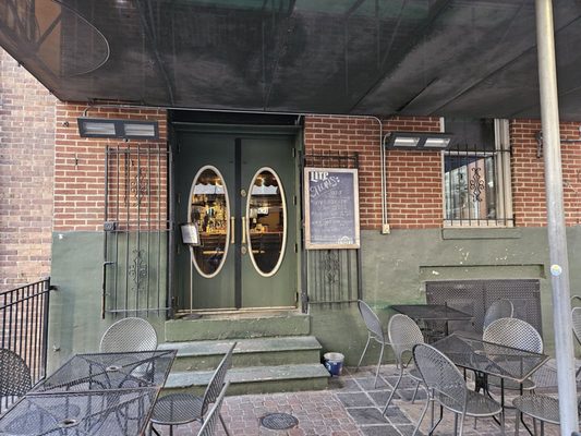 Peter's Pour House by null