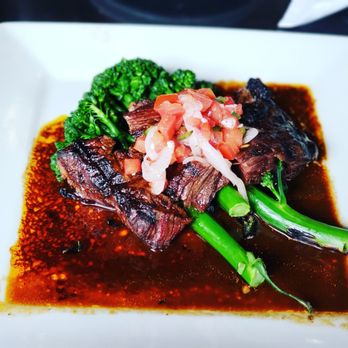 Flat Iron Grill - Skirt Steak - Steakhouses Near Me - Issaquah, Washington Flat Iron Grill - Skirt Steak - Steakhouses Near Me - Issaquah, Washington